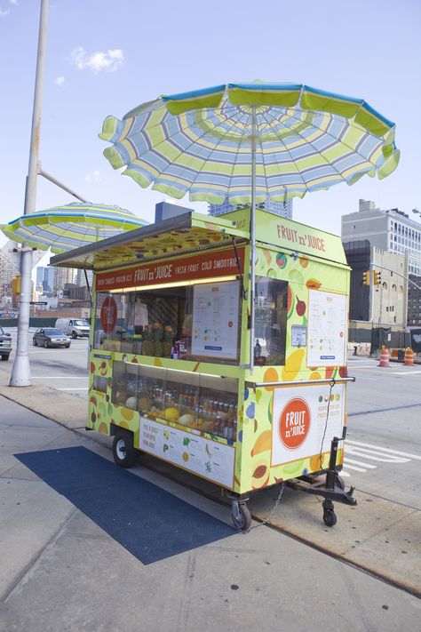 Food Cart Design Street, Smoothie Cart, Smoothie Truck, Vendor Cart, Coffee Food Truck, Food Trailer For Sale, Midtown Nyc, South Korean Food, Smoothie Shop