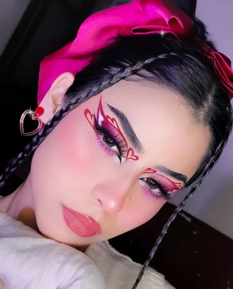 Vday Makeup Looks, Pink Glitter Makeup, Say Less, Holiday Makeup Looks, Cute Eye Makeup, Fall Makeup Looks, Ethereal Makeup, Photoshoot Makeup, Dope Makeup