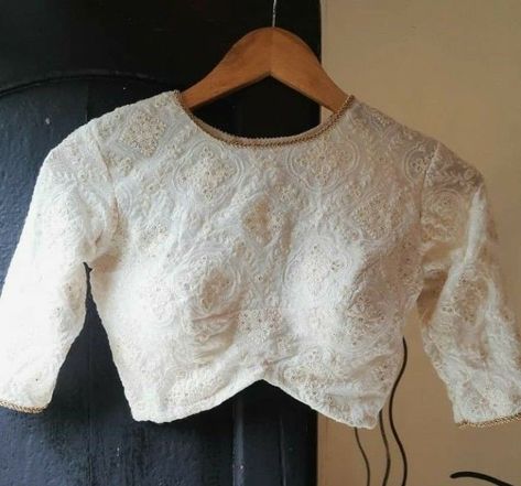 Chikankari Blouses For Sarees, White Chikankari Kurti Designs Latest, Blouse Designs Chikankari, White Choli Designs Latest, Chikan Blouse Design, White Blouse Designs For Saree Silk, Off White Blouse Designs For Saree, Chikankari Saree Blouse Design, Chikankari Blouse Patterns