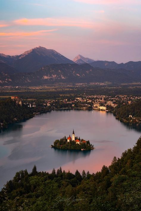 Slovenia Countryside, Slovenia Aesthetic, Piran Slovenia, Winter Landscape Photography, Bled Slovenia, Slovenia Travel, Ljubljana Slovenia, Lake Bled, Travel Wishlist