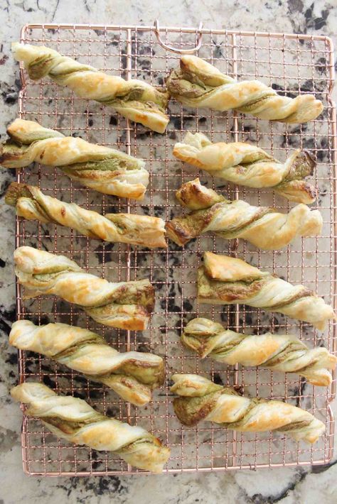 Pistachio Puff Pastry Dessert, Pistachio Puff Pastry, Pistachio Cream Puffs, Phylo Pastry Recipes Desserts, Phylo Pastry Recipes, Pistachio Pastry, November Meals, Cream Puff Pastry, Pastry Twists