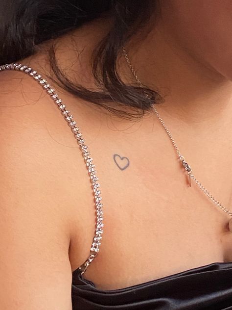 Tattoo 
Heart tattoo
Aesthetic
Inked
Tattoo idea Lil Heart Tattoo, Heart Tattoo, Infinity Tattoo, Tatting, Miniatures, Tattoos