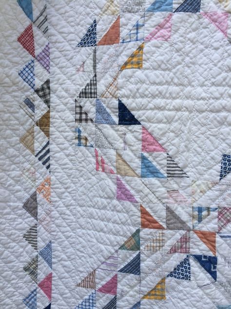 Waves Quilt Pattern, Waves Quilt, Quilt History, Ocean Waves Quilt, Hst Quilts, Quilt Stories, Flying Geese Quilt, Sewing Vintage, Half Square Triangle