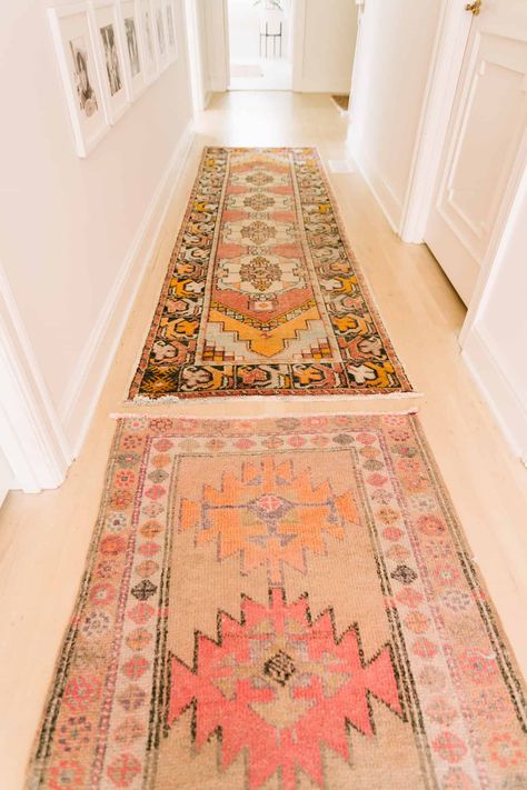 How To Shop For Vintage Rugs Living Room Classic, Cheap Carpet Runners, Stair Runner Carpet, Beautiful Mess, Diy Rug, Boho Interior, Carpet Colors, Carpet Runner, Cool Rugs