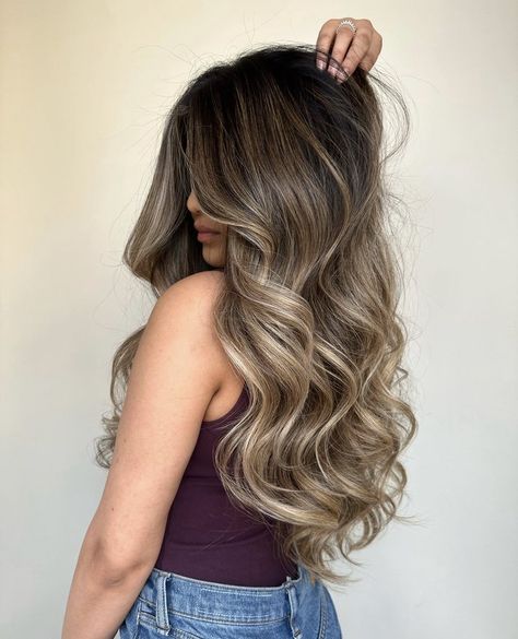 Caramel Brown Hair Color, Caramel Brown Hair, Black Hair Balayage, Brunette Hair With Highlights, Balayage Hair Dark, Airbrush App, Brown Hair With Blonde Highlights, Brunette Balayage Hair, Brown Blonde Hair