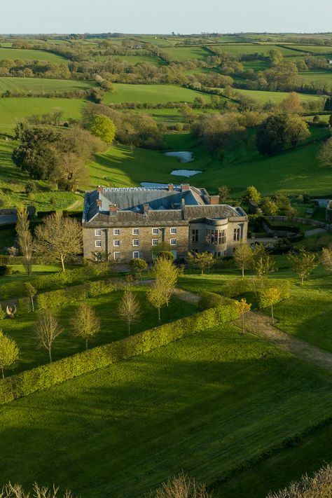 Shilstone House | Wedding Venue in Devon Georgian Manor House, Georgian Manor, Romantic Wedding Venue, Exclusive Wedding, House Wedding, Manor House, Romantic Wedding, Devon, In The Heart