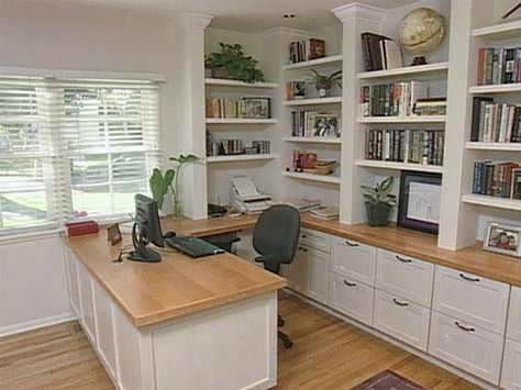 great idea for office.  built-ins everywhere! Front Office Furniture, Home Office Layouts, Cheap Office Furniture, Pretty Desks, Office Built Ins, Home Office Inspiration, Office Remodel, Office Layout, Creative Spaces