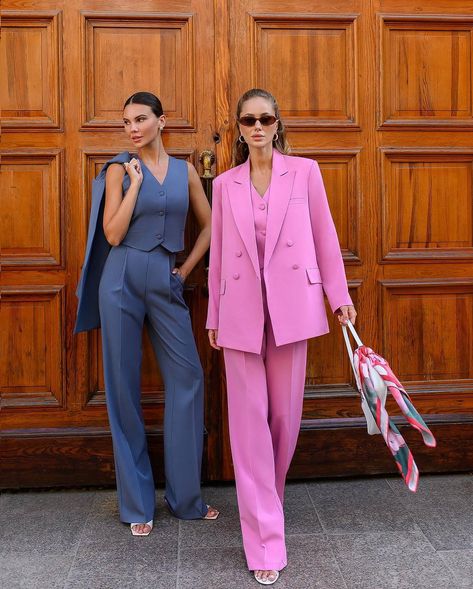 Elegant women’s three-piece suit: a jacket and vest with lining create a sleek look, while high-waisted straight trousers accentuate the figure ☺️ Three Piece Suit Women's, Three Piece Suit, Straight Trousers, Sleek Look, Three Piece, A Jacket, Elegant Woman, Fashion Inspo, Trousers