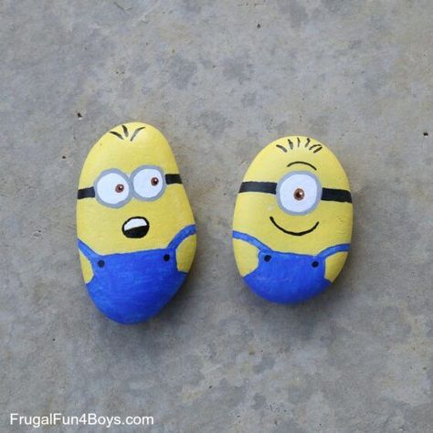 50+ Awesome Rock Painting Ideas - Frugal Fun For Boys and Girls Minion Rock, Drawing Rocks, Diy Rock Art, Rock Painting Ideas, Rocks Painted, Stone Art Painting, Painted Rocks Kids, Painted Rocks Craft, Painted Rocks Diy