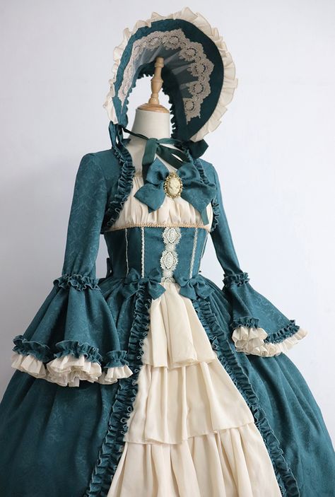 Victorian Dresses Vintage, Flowy Victorian Dress, Cute Victorian Dress, Old Time Dresses Vintage, Long Victorian Dress, Cute Victorian Dresses, Cute Victorian Outfits, Vintage Victorian Outfits, French Victorian Dress