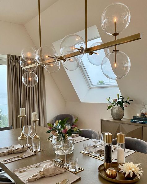 Globe Chandelier Dining Room, Dining Table Light Fixture, Dining Room Lighting Over Table, Dinning Room Light Fixture, Contemporary Dining Room Lighting, Dining Table Lights, Dining Room Lighting Ideas, Lights Over Dining Table, Room Light Fixtures