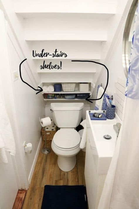 Stair Bathroom, Understairs Toilet, Bathroom Under Stairs, Bilik Air, Toilet Sink, Downstairs Toilet, Bad Inspiration, Toilet Room, Small Toilet