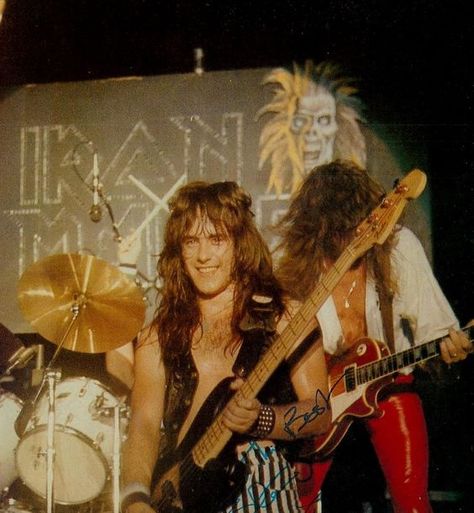 Steve Harris & Dennis Stratton 1980 Dennis Stratton, Metal Pictures, Iron Maiden Posters, Dave Murray, Steve Harris, Where Eagles Dare, Iron Maiden Band, King Diamond, Iron Maiden Eddie