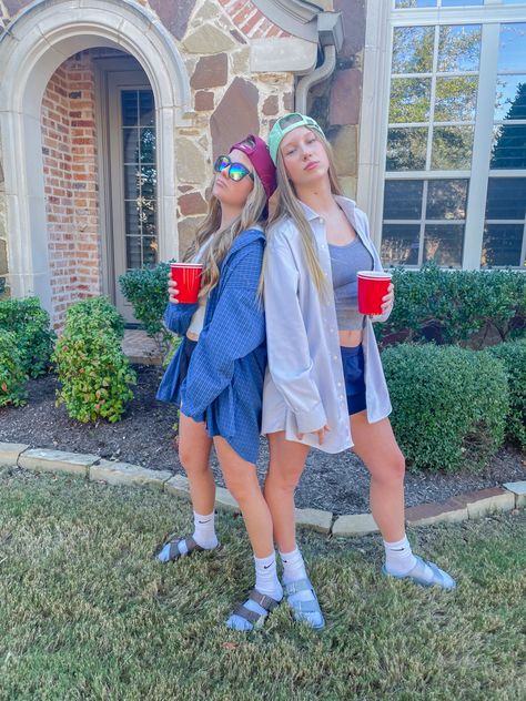 Frat Boys Halloween Costume, Frat Boy Costume, Frat Boy Outfit, Frat Outfits, Football Season Outfits, Frat Boys, Spirit Week Outfits, Cute Group Halloween Costumes, Boy Halloween