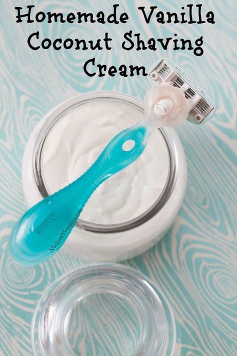 Homemade Shaving Cream, Herbal Cosmetics, Health Coconut Oil, Makeup Recipes, Mask Skin, Coconut Shavings, Diy Kosmetik, Shave Cream, Coconut Oil Uses