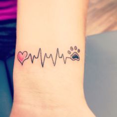 Heart heartbeat dog paw tattoo on wrist (Dog dogs puppy love ideas ink tattoos) Lucy Tattoo, Heartbeat Tattoo Design, Tatoo Dog, Heartbeat Tattoo, Pawprint Tattoo, Dog Paw Tattoo, Wild Tattoo, Paw Tattoo, Geniale Tattoos