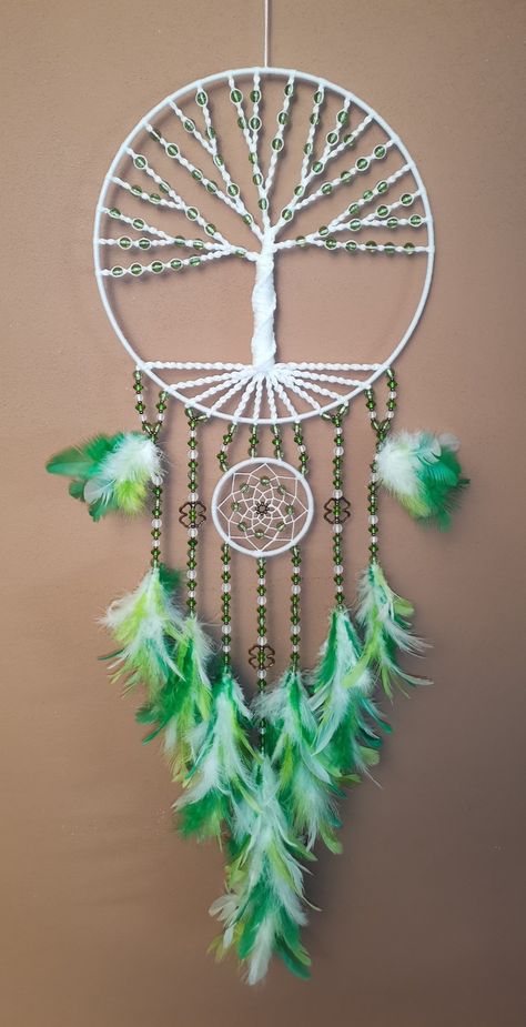 Diy Dream Catcher Boho, Dream Catcher Diy Easy How To Make, Dream Catcher Patterns Step By Step, Dreamcatcher Diy Tutorial, Dream Catcher With Beads, Bedroom Wall Decor Aesthetic, Dream Catcher Designs, Homemade Dream Catchers, Atrapasueños Diy