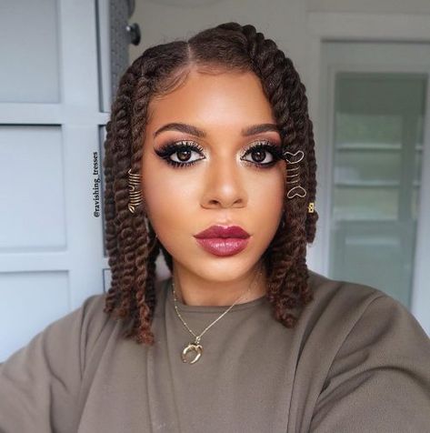 13 Hottest Havana Twist Hairstyle Ideas Right Now Short Havana Twist, Havana Twist Hairstyles, Havana Twist, Natural Hair Twists, Twist Styles, Twist Braid Hairstyles, Hair Twist Styles, Natural Hair Styles Easy, Natural Hair Braids