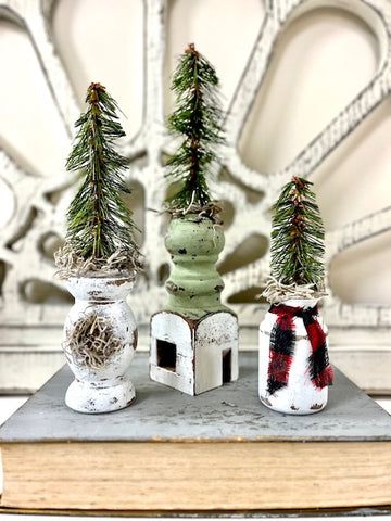 Upcycling Wooden Spindles into Christmas DIY Home Decor to Sell at Vin — Vintage Bee Design Co. Diy Home Decor To Sell, Home Decor To Sell, Spindle Crafts, Christmas Booth, Spool Crafts, Bottle Brush Christmas Trees, Winter Decorations Diy, 2024 Ideas, Vintage Bee