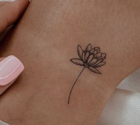 Simple Waterlily Tattoo, Water Lilly Tattoo Small Simple, Waterlilly Tattoo Arm, Dainty Water Lily Tattoo, Lotus Flower With Stem Tattoo, Minimalist Lotus Flower Tattoo, Thai Lotus Tattoo, Lotus Flower Tattoo Fine Line, Waterlilly Tattoo Fineline