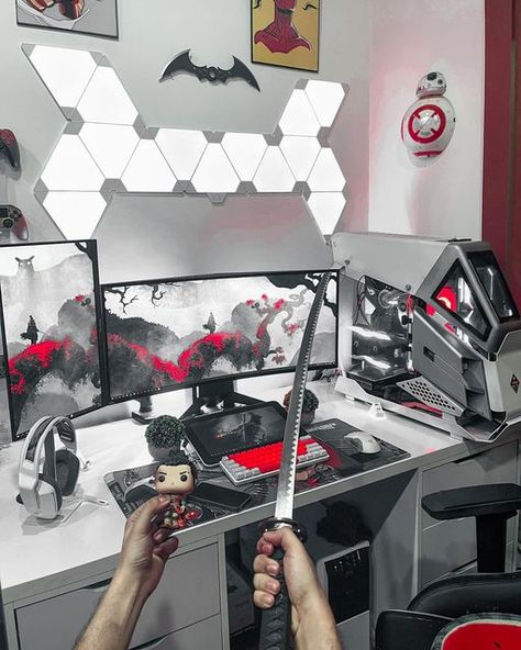 Built In Computer Desk, Setup Inspiration, Game Setup, Gaming Desk Setup, Setup Gamer, Computer Gaming Room, Gamer Setup, Computer Desk Setup, Pc Setups