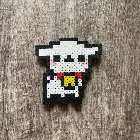 Little Lamb Magnet Perler Beads Handmade Collectible Measures Approx 3 3/4 X 3 3/4 Inches This Is A Unique Handmade Item I Am Available For Questions Anytime Bundle With Other Items To Save! Thank You! Easy Perler Bead Patterns, Easy Perler Beads Ideas, Diy Perler Bead Crafts, Melty Beads, Diy Perler Beads, Perler Beads Designs, Perler Bead Art, Fuse Beads, Beads Handmade