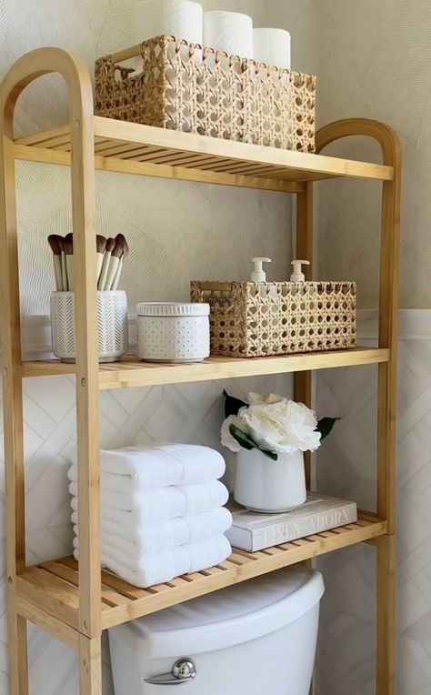 Rental Bathroom Storage Ideas, Towel Storage Small Bathroom, Rattan Bathroom, Ideas For Bathrooms, Impressive Wallpaper, Shoe Organization, Rental Bathroom, Rental Ideas, Shop Shoe