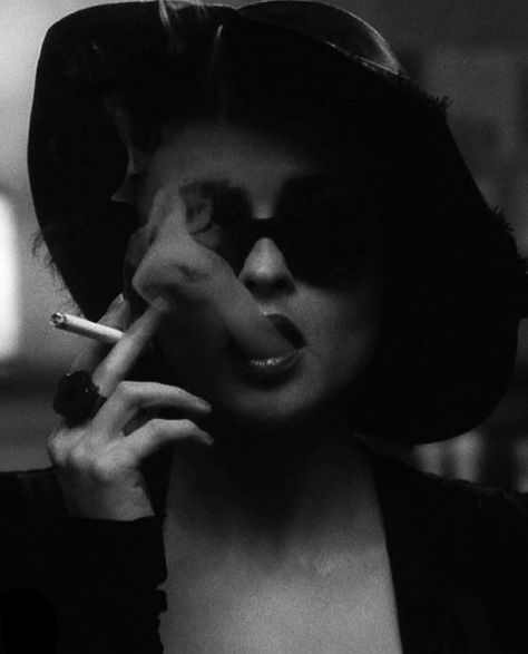 Marla Singer Costume, Marla Singer, Singer Costumes, Collage Mural, Black And White Movie, New Retro Wave, Clubbing Aesthetic, I Love Cinema, Movie Shots