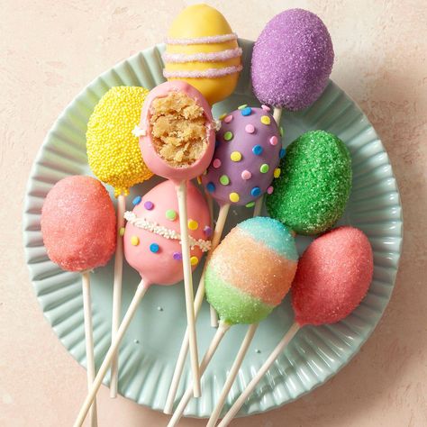 Easter Cake Pops Egg Cake Pops, Easter Egg Cake Pops, Easter Cake Pops, Easter Egg Cake, Candy Wafers, Easter Recipe, Cake From Scratch, Holiday Desserts Table, Crumble Cake