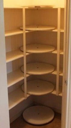 Pantry Corner Lazy Susan, Pantry Lazy Susan Ideas, Lazy Susan In Pantry Corner, Kitchen Lazy Susan Ideas Corner Pantry, Lazy Susan Closet Ideas, Lazy Susan Shelves, Pantry Door With Storage, Lazy Susan In Pantry, Pantry Shelf Design