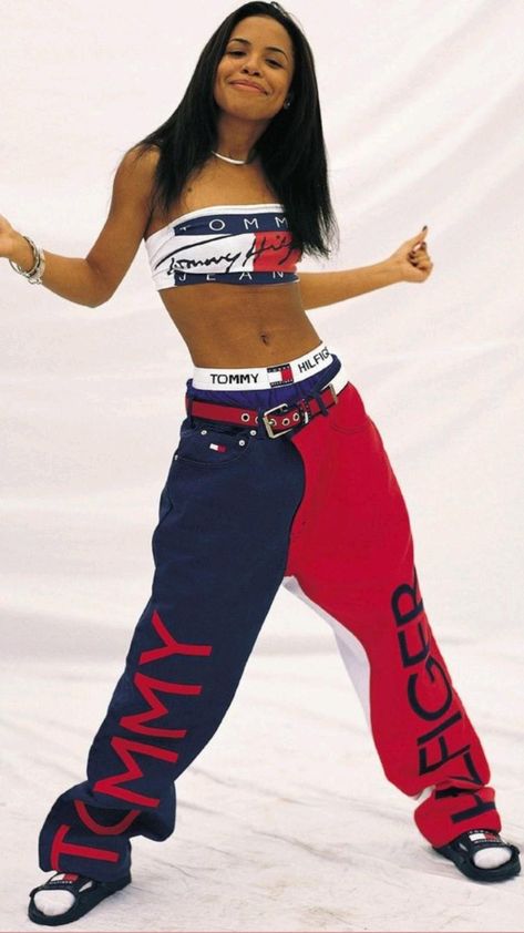 Aliyah 90s Outfits, 90s Iconic Looks Hip Hop, Aliyah Outfits 2000, 1990s Hip Hop Aesthetic, Aaliyah Early 2000s, Aliyah 2000s Fashion, Aliyah Inspired Outfits 90s, Y2k Womens Fashion Hip Hop, 2000s Fashion Outfits Aliyah