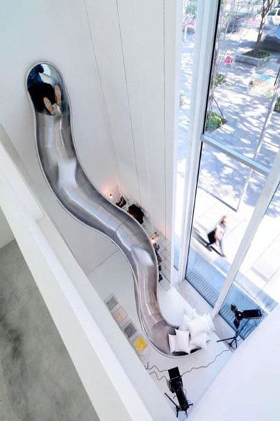 Slides, swings and other things we wish were in our home Gömda Rum, Skjulte Rum, Indoor Slide, Balcony Pool, Indoor Slides, Stairs Design Modern, Hidden Rooms, Modern Stairs, Bloxburg House