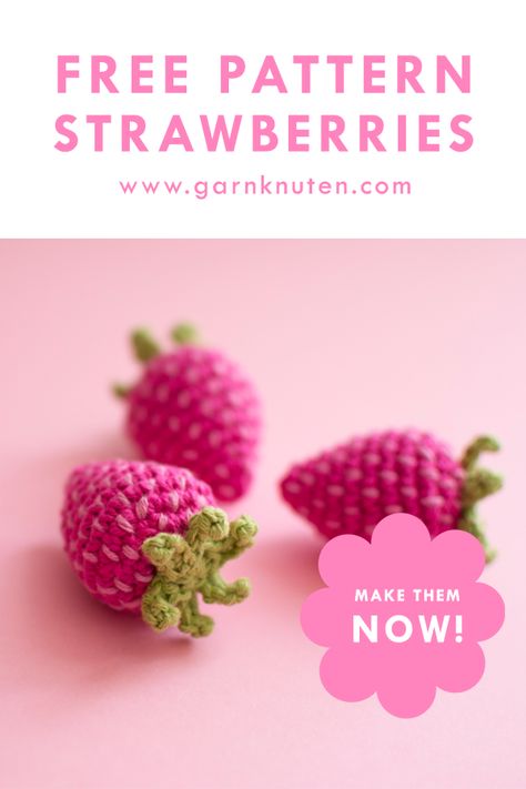 Free crochet amigurumi strawberry pattern | Garnknuten | Make these cute and easy amigurumi strawberries! Here you'll find the free crochet pattern! #crochet #free #pattern #amigurumi #strawberry Amigurumi Strawberry, Strawberry Keychain, Strawberry Earrings, Confection Au Crochet, Crochet Strawberry, Crochet Fruit, Crochet Keychain Pattern, Pola Amigurumi, Crochet Food