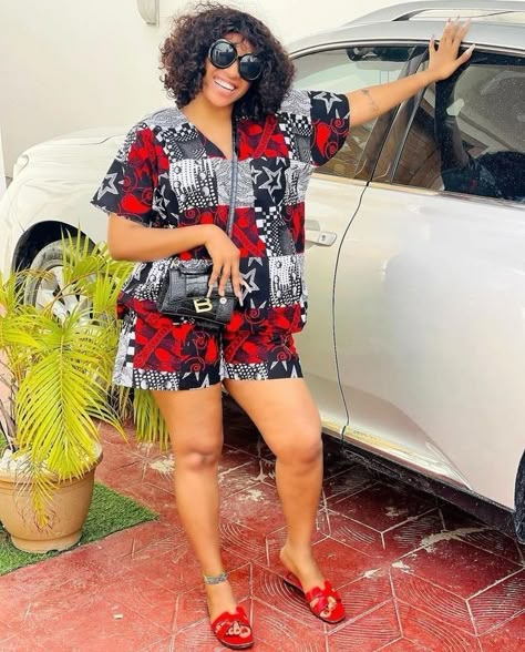 Ankara Short Nickers, Shorts And Top Ankara Styles, Ankara 2 Piece Set Shorts, Shorts Ankara Outfits Women, Short Trouser And Top Ankara Styles, Ankara Top And Shorts For Women, Short And Top Set Two Pieces Ankara, Top And Shorts Set Two Pieces, Ankara Short Nicker And Tops