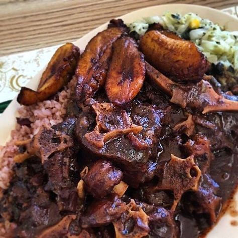 Try This Authentic Jamaican Oxtail Recipe | Sandals Blog Oxtail Recipes Easy, Oxtail Recipe, Jamaican Oxtail, Jamaica Food, Carribean Food, Oxtail Recipes, Jamaican Cuisine, Jamaican Dishes, Haitian Food Recipes