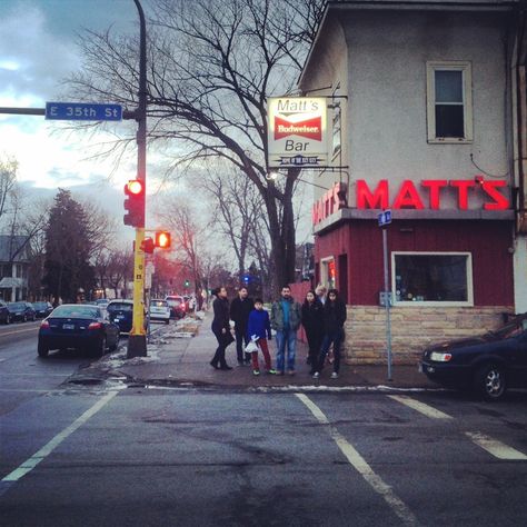 Matt's Bar. Home of the Juicy Lucy. Minneapolis, MN Minneapolis Aesthetic, Minnesota Aesthetic, Travel Minnesota, Fan Aesthetic, Feeling Minnesota, Minnesota Life, Minnesota Photography, Gull Lake, Juicy Lucy