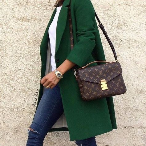 green: more than just olive - Album on Imgur Green Coat Outfits For Women, Dark Green Coat Outfit, Green Coats For Women, Green Coat Outfit Winter, Green Coat Outfit, Green Jacket Outfit, Louis Vuitton Taschen, Taupe Shoes, Lv Pochette Metis