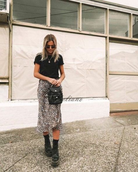 Silk Slip Skirt, Doc Martens Outfit, Silk Midi Skirt, Slip Skirt, Autumn Street Style, Outfit Trends, Festival Looks, Fall Skirts, Silk Slip