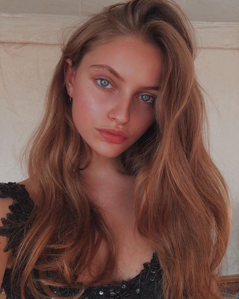 Beatrice Vendramin Best Face Products, Face Claims, My Girl, Actresses, Collage, Bra, Hair, On Instagram, Pins