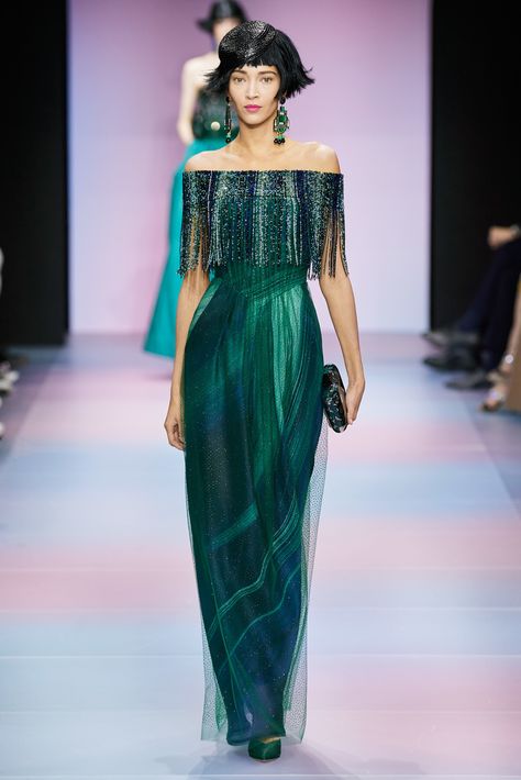 Armani Prive Couture, Armani Couture, Green Gowns, Armani Dresses, Armani Dress, Collection Couture, Couture Looks, Spring Couture, Armani Prive