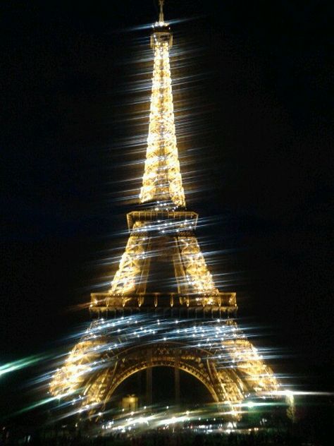 I want to see it twinkle Effelle Tower Aesthetic, Efile Tower Aesthetic, Effile Tower Aesthetic, Effiel Tower Aesthetic, Eiffel Tower At Night Aesthetic, Paris Aesthetic Eiffel Tower, Paris Eiffel Tower At Night, The Effiel Tower, Efile Tower