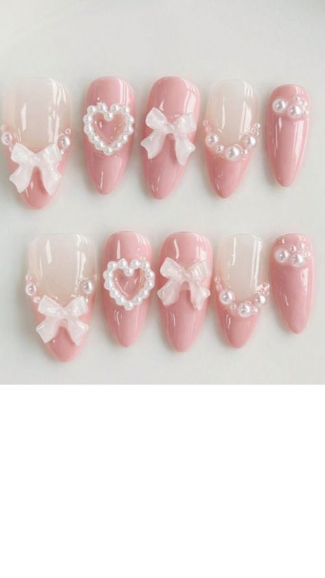 Clear Glitter Nails, Cute Pink Nails, Fake Nails Designs, Cute Simple Nails, Girly Acrylic Nails, Pretty Gel Nails, Really Cute Nails, Pearl Nails, Soft Nails