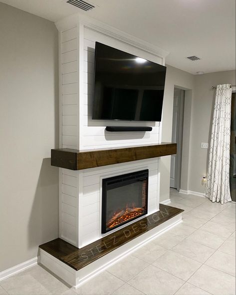 Wrap Around Mantle, Diy Shiplap Fireplace, Room Decor Indian, Built In Electric Fireplace, Faux Fireplace Diy, Build A Fireplace, Fireplace Built Ins, Living Room Decorating Ideas, Living Room Decorating