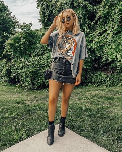 Cool Outfits For Teens, Nicole Alyse, Urban Chic Outfits, Rok Outfit, Nashville Outfit, Look Grunge, Rok Mini, Outfits Edgy, Summer Uniform