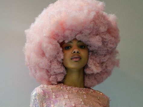 Cotton Candy Pink Hair  Afro Black girl  I love this look even though I would never try it Candy Floss, Foto Portrait, Aesthetic People, Hair Reference, 인물 사진, Afro Hairstyles, Aesthetic Hair, Pretty Hairstyles, Pink Hair