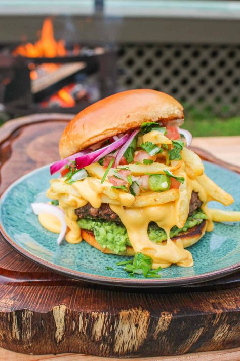 California Burrito Style Burger - Over The Fire Cooking Tavern Burger Recipe, Tropical Burger, Cali Burger, Space Burger, Fries And Cheese, California Burger, Crazy Burger, California Burrito, Burger Ideas