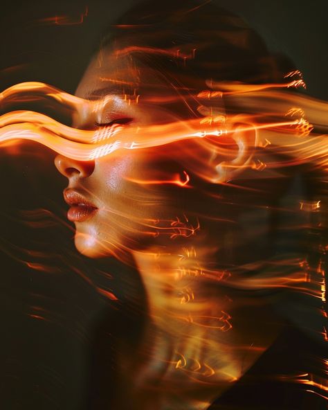 Shutter Speed Portraits, Colored Lighting Photography, Light Painting Ideas Photography, Slow Shutter Portrait, Color Light Photography, Light Painting Photography Ideas, Photography Inspiration Studio, Mess Photography, Slow Shutter Speed Photography