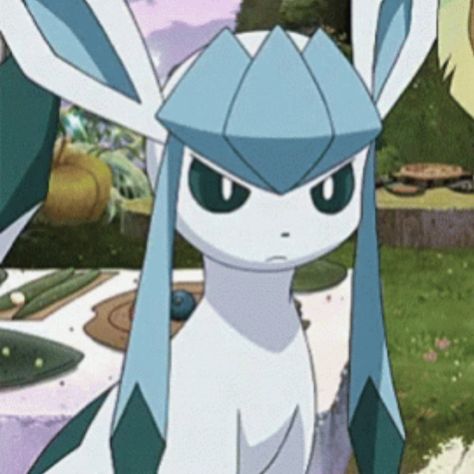 Eeveelution Pfp Matching, Sylveon Gif Pfp, Matching Eeveelution Pfp, Pokémon Christmas Pfp, Eeveelutions Matching Pfps, Pokemon Matching Pfp For 2, Glaceon Aesthetic, Cute Pokemon Aesthetic, Eeveelutions Pfp