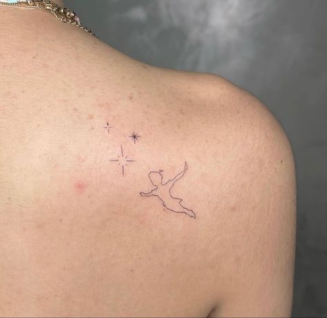 Peter Pan Fine Line Tattoo, Neverland Stars Tattoo, Neverland Tattoo Star, Simple Peter Pan Tattoo, Neverland Tattoo Ideas, Neverland Star Tattoo, Peter Pan Star Tattoo, Fine Line Disney Tattoo, Peterpan Tattoo