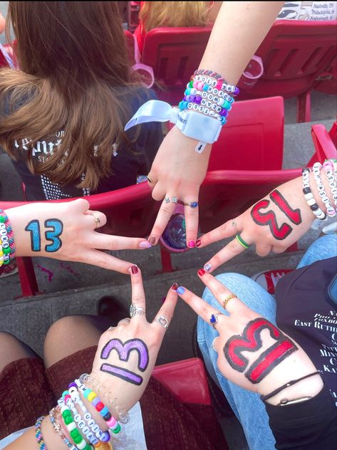 Glitter 13 Hand Taylor Swift, Taylor 13 On Hand, Taylor Swift Concert Traditions, 13 Eras Tour Hand, Eras Tour 13 Hand, 13 Hand Taylor Swift, 13 On Hand Taylor Swift, Taylor Swift 13 Hand, Taylor Swift Concert Ideas